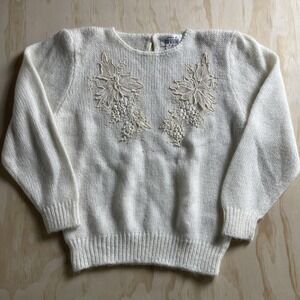 Vintage 80s Here's A Hug Size Small White Floral Applique Knit Taiwan Sweater
